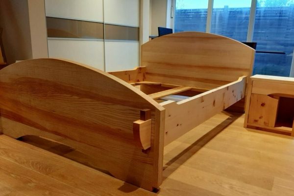 Bett in Fertigstellung